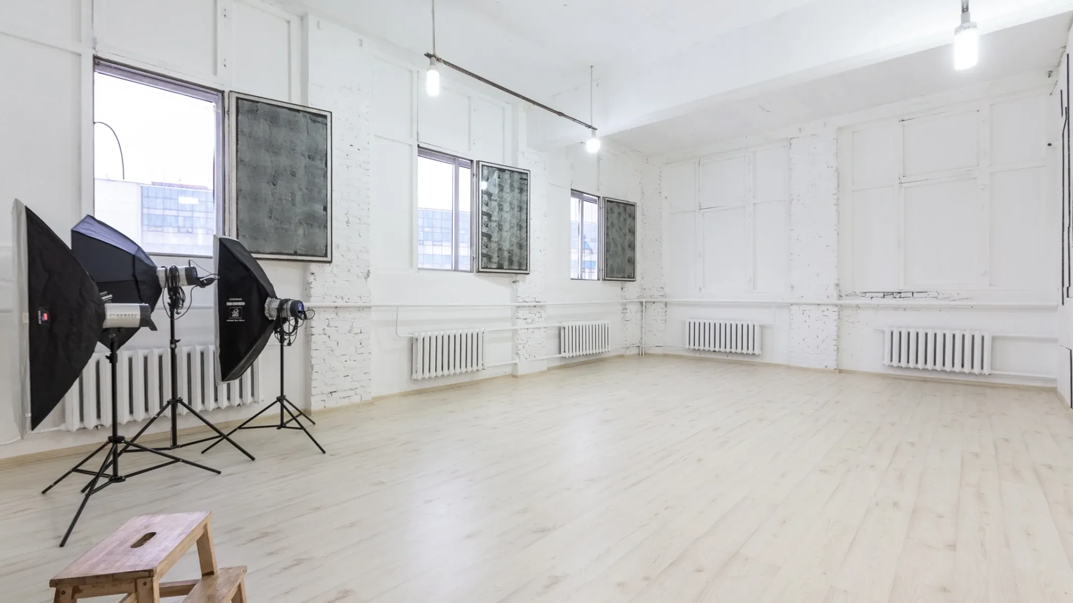 Аренда фотостудии PRIDE STUDIO Зал MILK  в Москве | Фото 