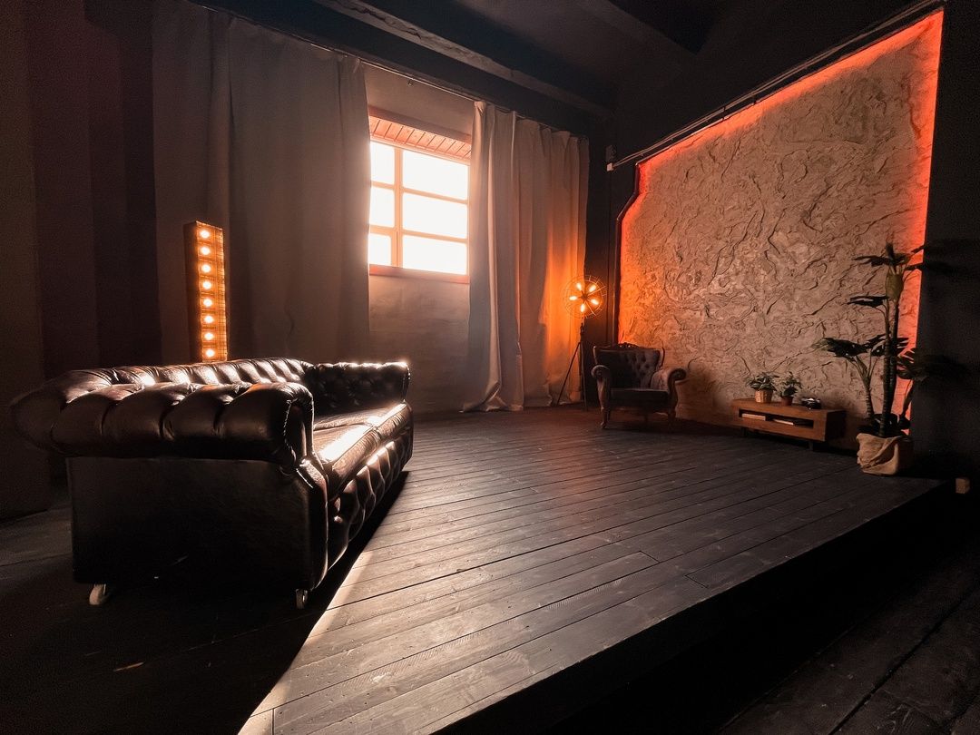 Аренда фотостудии Fabrika Studio Зал Неформат  В Архангельске | Фото 