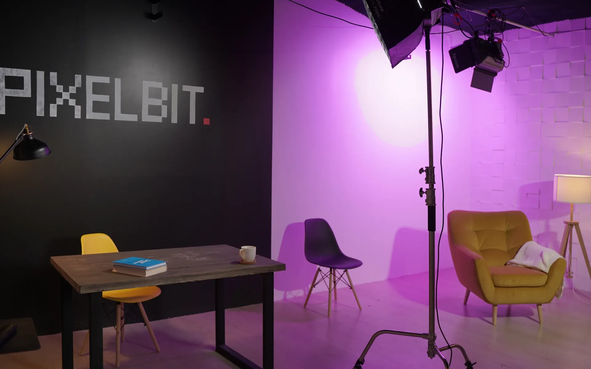 Аренда фотостудии  Pixelbit Зал Основной  в Москве | Фото 