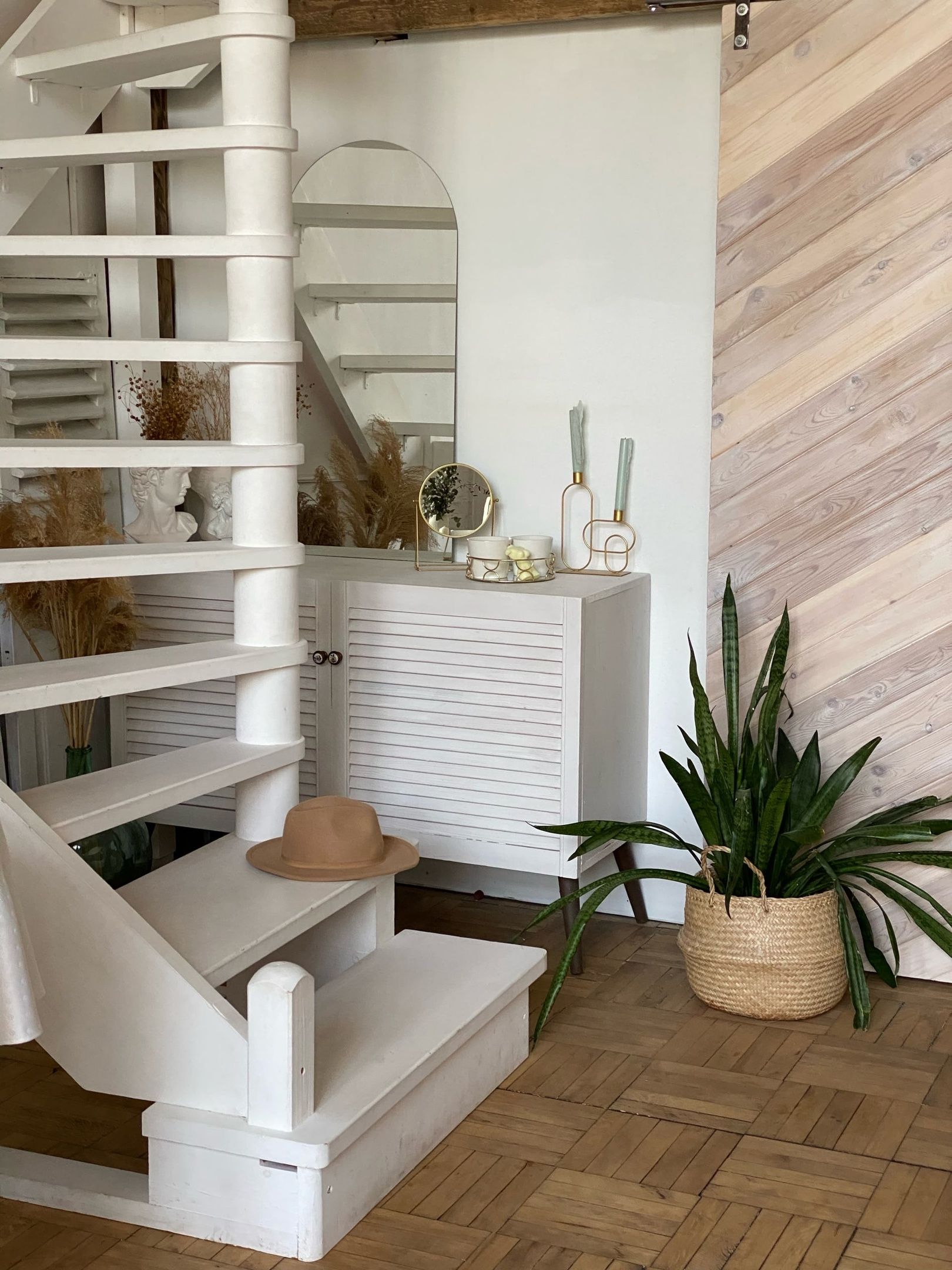 Аренда фотостудии White&wood Зал Основной в Краснодаре | Фото 