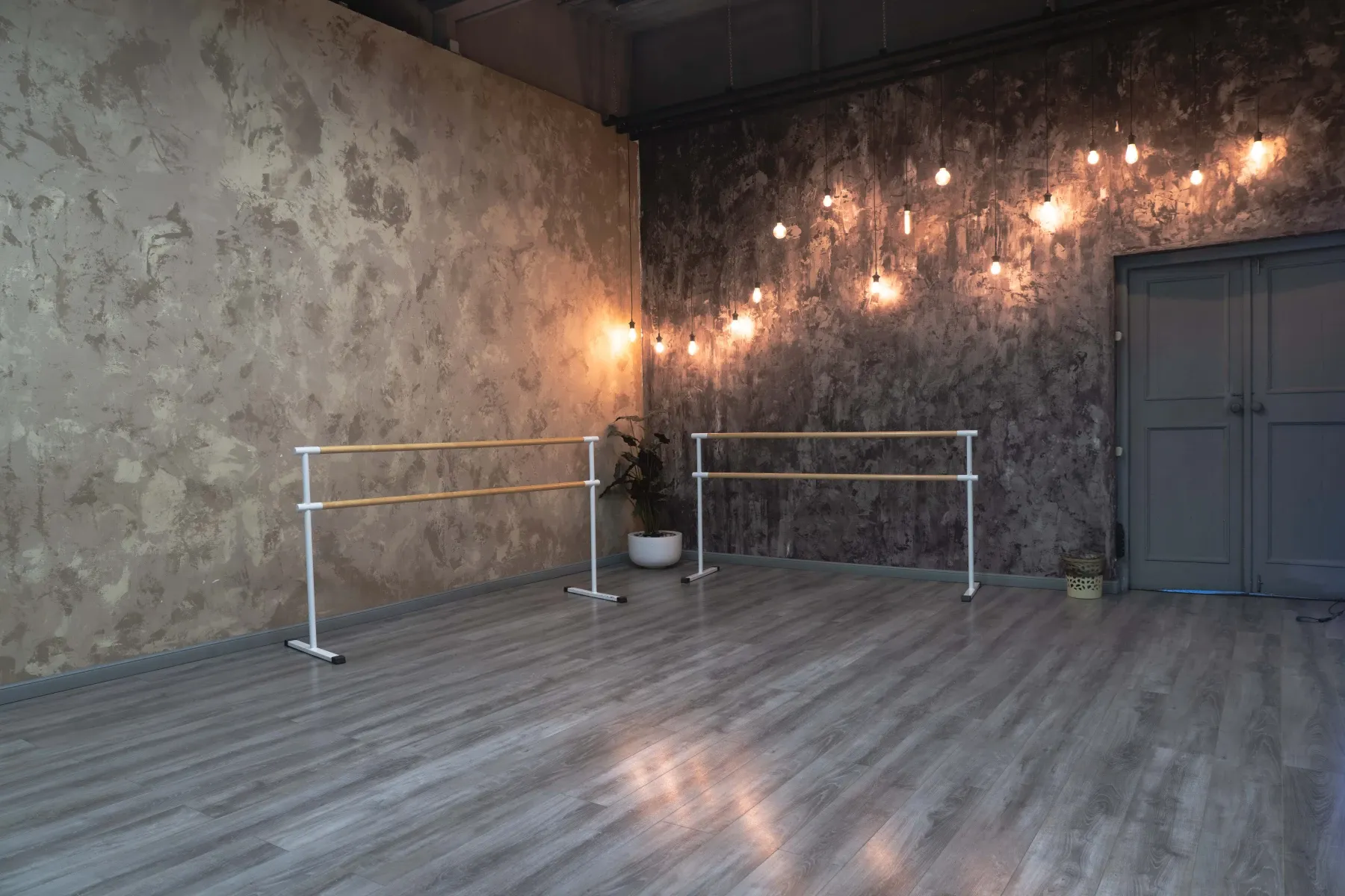 Аренда фотостудии PRIDE STUDIO Зал WOOD  в Москве | Фото 
