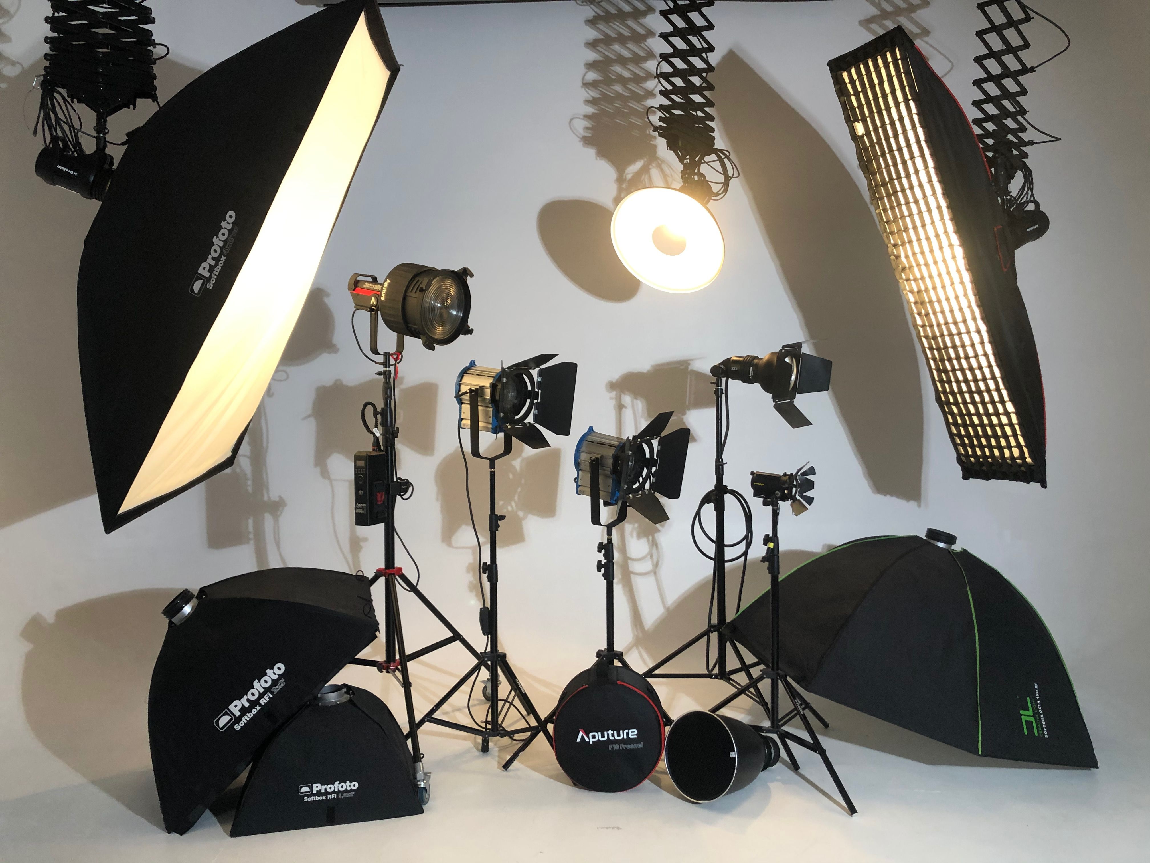 Аренда фотостудии FotoFlash Зал Studio C В Тюмени | Фото 