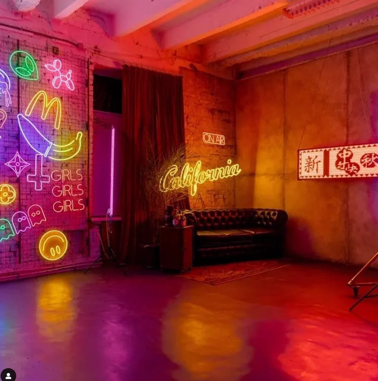 Аренда фотостудии UNION Зал Neon  в Ростове-на-Дону | Фото 