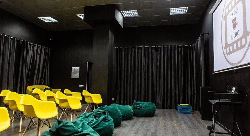 Аренда фотостудии Киностудия ТvоёКино Зал Кинозал  в Москве | Фото 