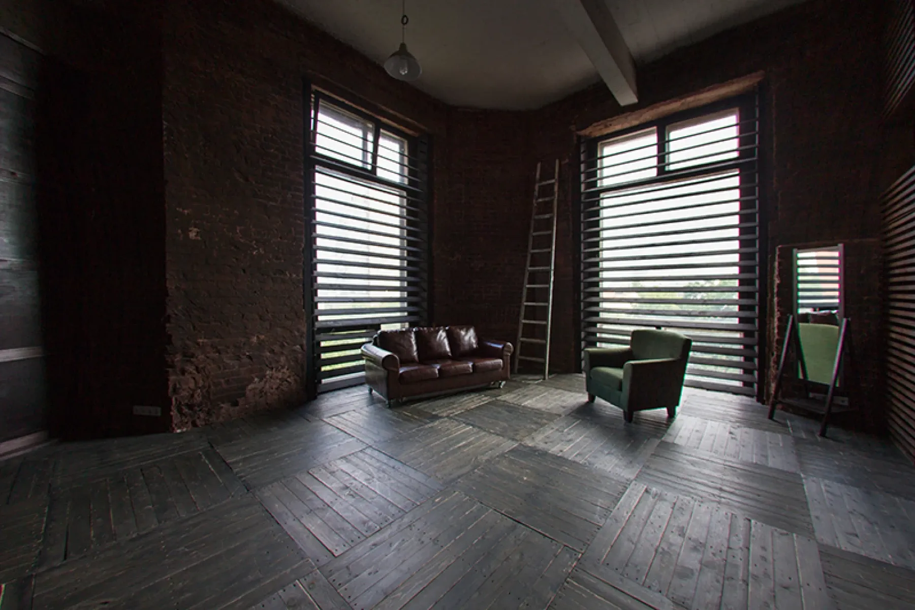 Аренда фотостудии WoodStudios Зал ATTIC в Москве | Фото 