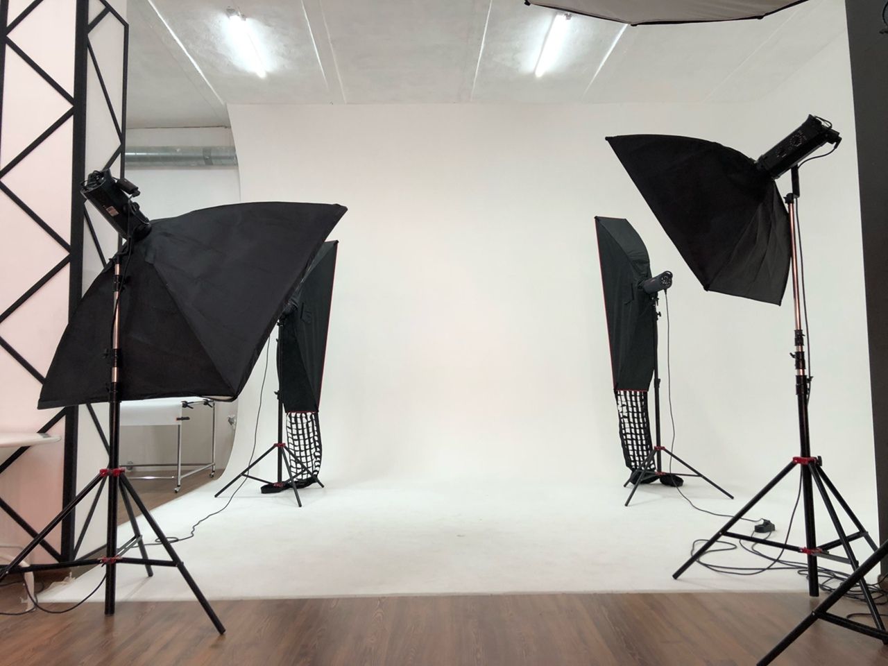 Аренда фотостудии AM-Studio Зал Fashion  В Костроме | Фото 